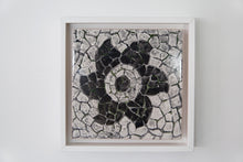 Load image into Gallery viewer, Prince Royal flower
